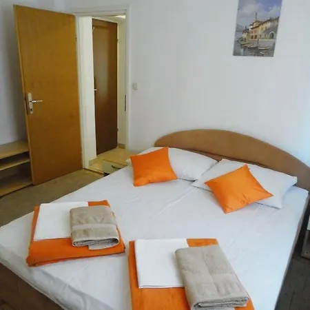 860e Apartman *